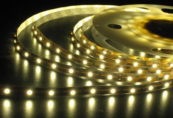 Ce RoHS 50- 55lm /LED DC12V IP60 High Lumen SMD5630 LED Strip Light