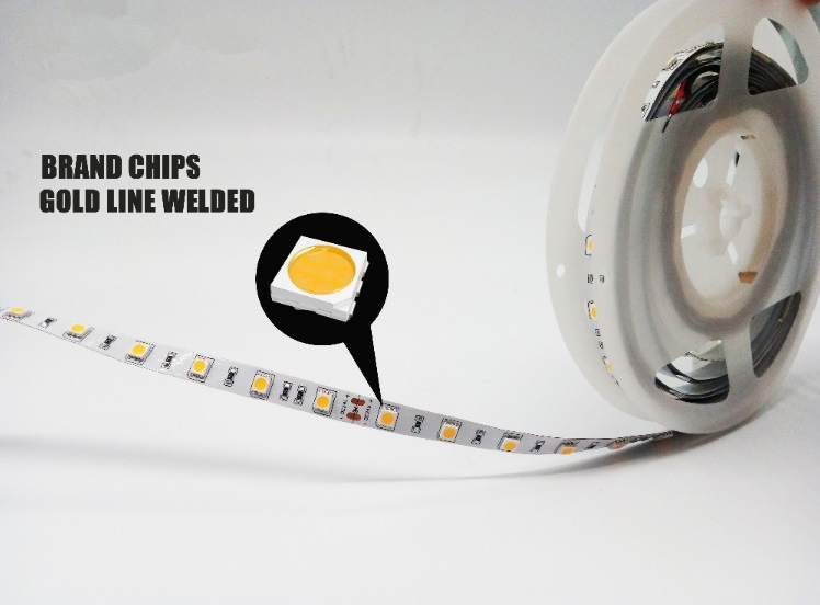 Ultra Homogeneous Warm White Non-Waterproof 5050 48LEDs /M LED Strip with Ce RoHS Certification